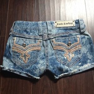 NWOT Kira Shorts